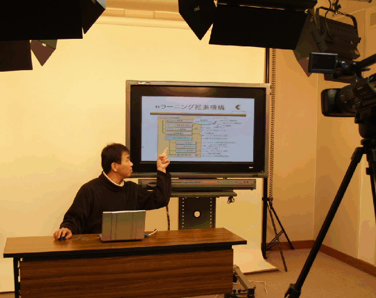 \includegraphics[width=1.0\linewidth]{figs/ield-studio.eps}
