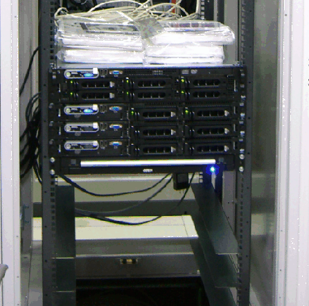 \includegraphics[width=0.6\linewidth]{figs/server2-s.eps}